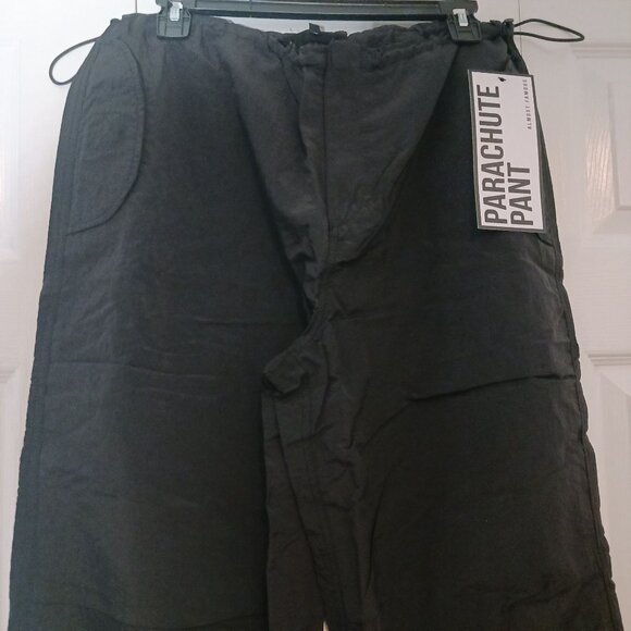 NEW Almost Famous Black Nylon Parachute Pants Toggle Joggers, Size L - Picture 10 of 16
